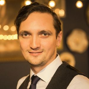 Meet your Posher, Alan